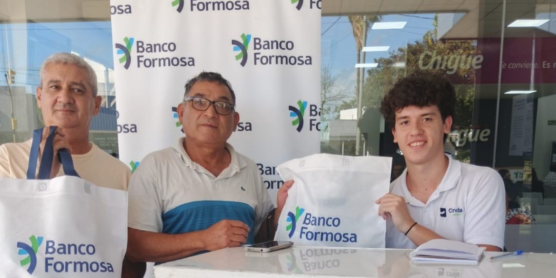 Banco Formosa promociona por el interior provincial el operativo “Borrón y cuenta nueva”