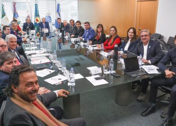 Sólo Formosa y Corrientes faltaron al encuentro con nación por el reparto de fondos