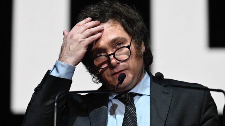 El Gobierno ofrecerá fondos a los gobernadores, a cambio de que se hagan responsables de Vialidad