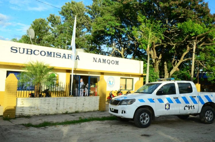 Tomaban alcohol en una casa, discutieron y uno apuñaló varias veces al otro