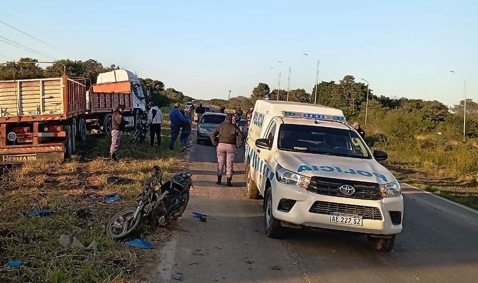 Un camión chocó y mató a motociclista en la ruta 3 cerca de Tres Lagunas