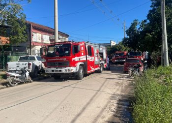 Un cortocircuito desató el voraz incendio de una vivienda en el barrio Don Bosco