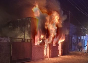 Un incendio intencional consumió la vivienda de una mujer y por el hecho quedó detenido su ex pareja