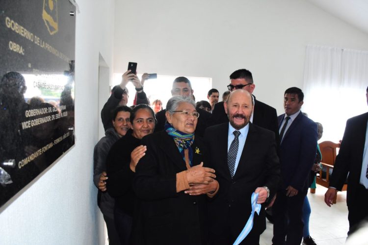 Insfrán en campaña: pidió votar “boleta azul completa” y tildó de “represor” al Gobierno nacional