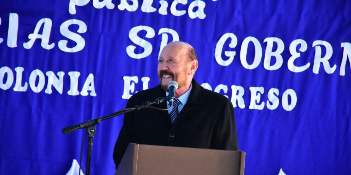 Insfrán en campaña: pidió votar “boleta azul completa” y tildó de “represor” al Gobierno nacional