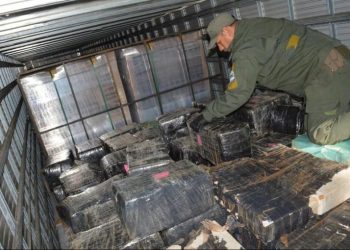 Interceptan en ruta 11 un camión paraguayo que llevaba casi 1.500 kilos de marihuana hacia Chile