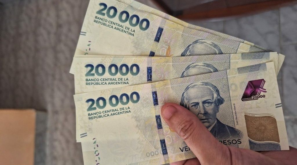 ANSES: El Gobierno confirma un bono sorpresa de casi 100.000