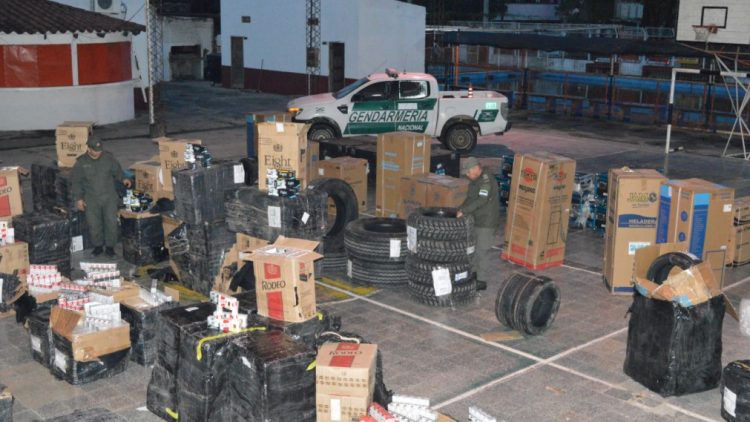 GN secuestró mercadería de contrabando valuada en 201.735.000 pesos: estaba disimulada como encomienda