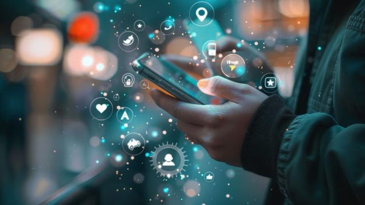 Expertos aseguran que reiniciar el teléfono móvil semanalmente refuerza la seguridad