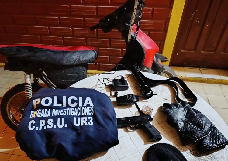 Demoraron a un joven de 18 años, tenía una pistola de aire comprimido, balines y una picana eléctrica