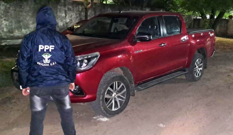 Un sujeto simuló interés en comprar una 4×4, salió a probarla y nunca volvió