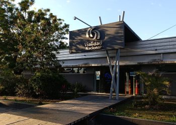 Desconcierto e incertidumbre de trabajadores de Vialidad Nacional tras anuncio del cierre total del organismo