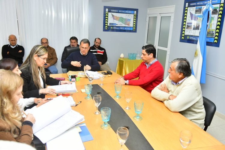 Licitaron obras de estabilizado granular y de drenaje para la ruta provincial N° 4