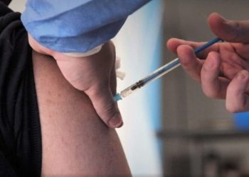 Detectan en Argentina los primeros casos de la variante “Frankenstein” del Covid: cuál es el riesgo