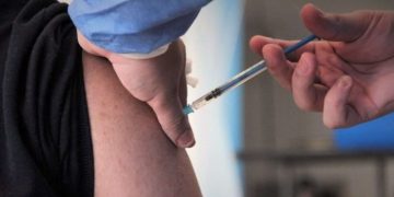 Detectan en Argentina los primeros casos de la variante “Frankenstein” del Covid: cuál es el riesgo