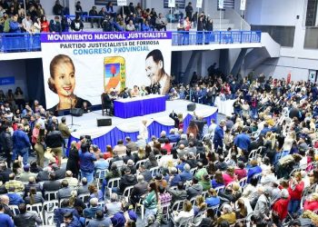 El Congreso provincial del PJ definió como candidatos a diputados nacionales a Graciela de la Rosa y Fabián Cáceres
