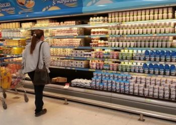 Advierten que el precio de productos básicos se disparó hasta un 334% desde noviembre de 2023