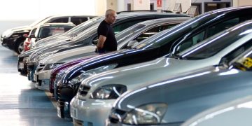 ¿Qué documentación se necesita y cuánto cuesta transferir un auto usado? La venta está en su mejor momento