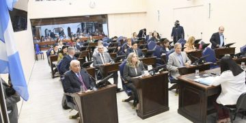 Convencionales eliminaron la reelección indefinida pero Insfrán podrá ser candidato una vez más