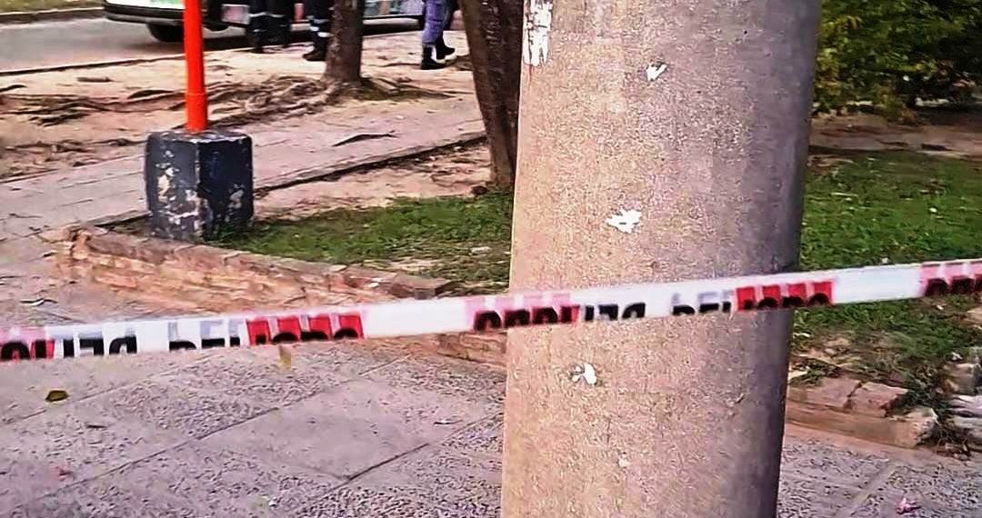 Una pelea entre adolescentes terminó con uno de ellos apuñalado y el otro retenido