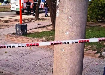 Una pelea entre adolescentes terminó con uno de ellos apuñalado y el otro retenido