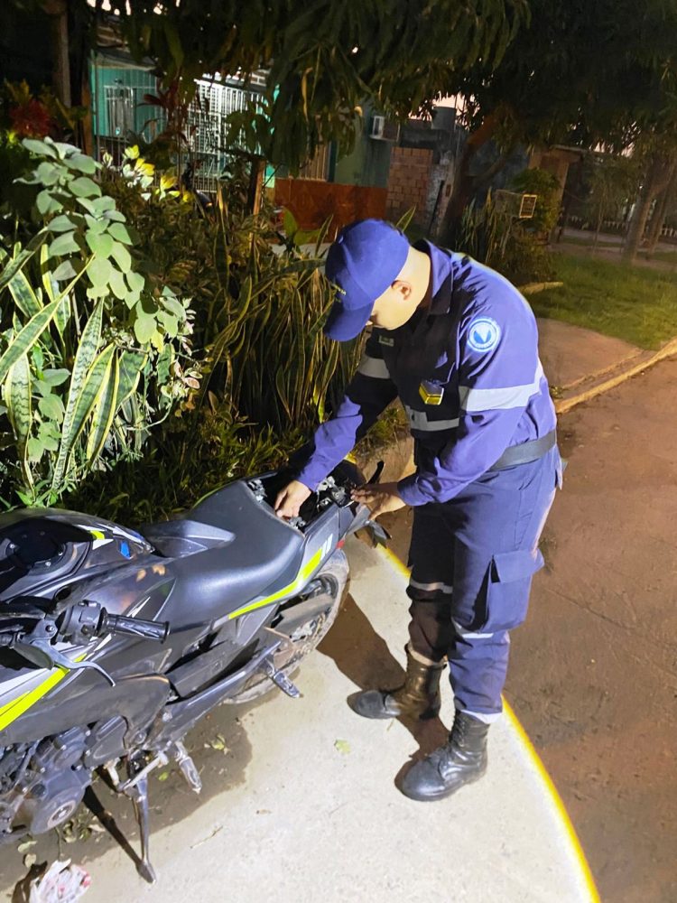 Secuestraron una motocicleta de gran cilindrada denunciada como robada en La Plata, Buenos Aires