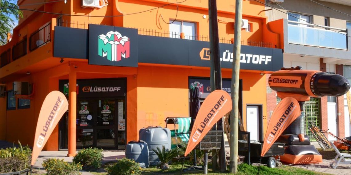 Lusqtoff abre en Formosa su primer punto de venta oficial en alianza con ferretería Mariano Moreno
