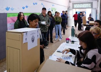 De cuánto es la multa por no votar en las elecciones legislativas nacionales 2025