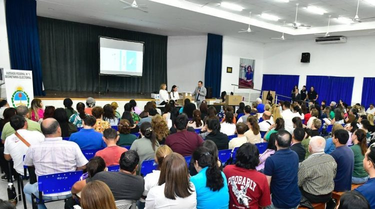 Hasta este jueves seguirán las capacitaciones a las autoridades de mesa de la ciudad de Formosa