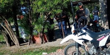 Un hombre de 40 años se dedicaba a robar ruedas de motos y terminó preso