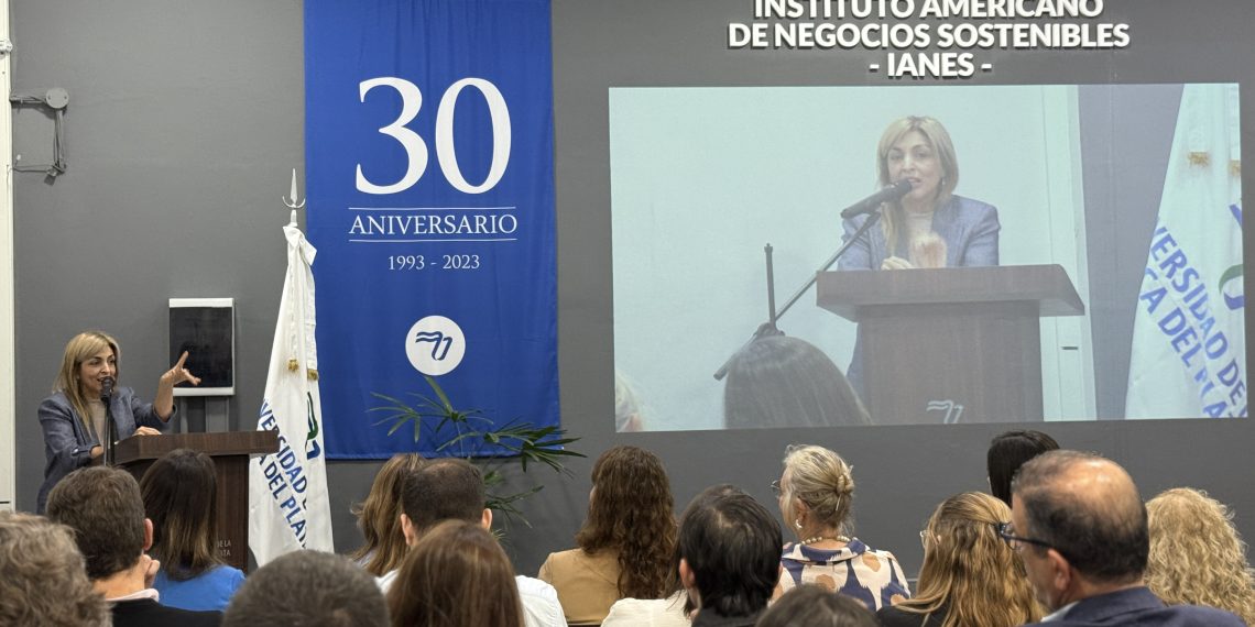 Asumieron las nuevas autoridades del Instituto Americano de Negocios Sostenibles (IANES) en la Universidad de la Cuenca del Plata