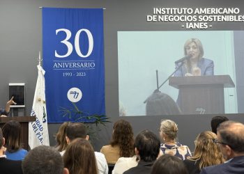 Asumieron las nuevas autoridades del Instituto Americano de Negocios Sostenibles (IANES) en la Universidad de la Cuenca del Plata