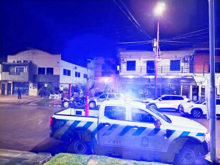 Violento atraco a mano armada en pleno centro de Clorinda: robaron dinero y golpearon a un cliente