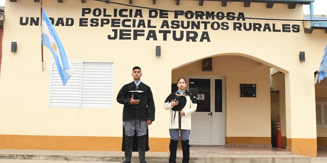 Sacó un arma, pegó dos tiros al aire en la vía pública y quedó detenido