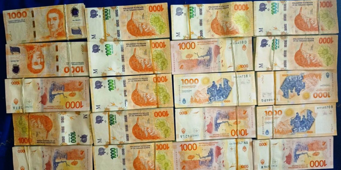 Menores de 13 y 14 años forzaron una puerta y robaron dos millones de pesos a un vecino