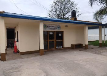 Golpeó a su mujer embarazada y luego volvió con un arma de fuego para amenazarla de muerte
