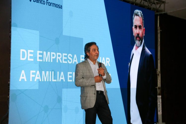 Más de 100 personas participaron del encuentro “De empresa familiar a familia empresaria”