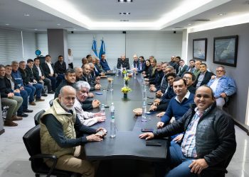 El gobernador Insfrán se reunió con intendentes y presidentes de Comisiones de Fomento