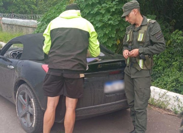 Gendarmería secuestró un automóvil y una moto de alta gama valuados en 62.000.000 pesos