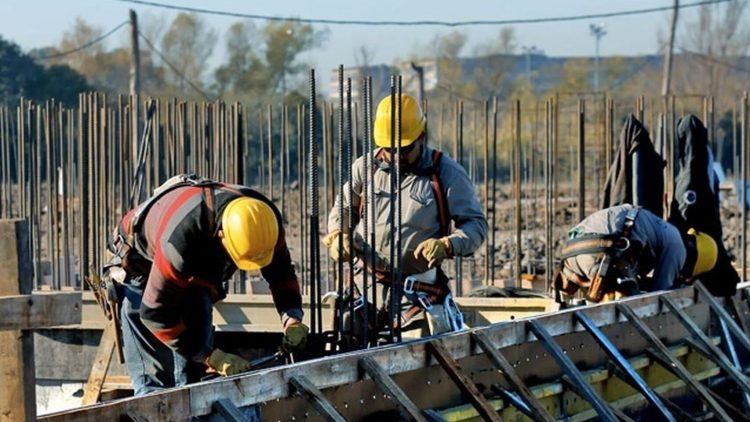 Formosa registró un notable crecimiento en los empleos registrados y salarios reales en la construcción