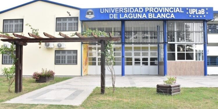 La CONEAU aprobó los informes de seguimiento de las carreras de Medicina y Enfermería de la UPLaB