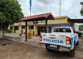 Armado con un machete, un joven de 17 años amenazó a menores y adultos en Mansilla
