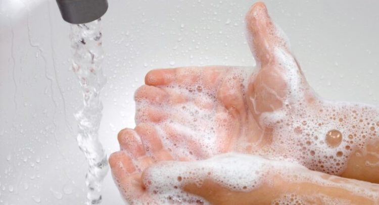 Los casos de COVID-19 indicaron un ligero aumento en el transcurso de esta semana