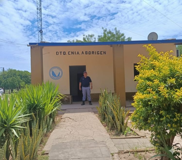 Un joven de 22 años quedó detenido tras amenazar de muerte con una pistola a policías