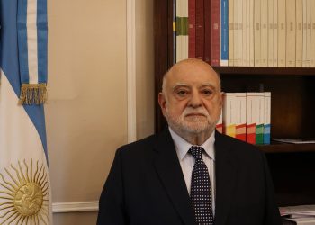 Destacado jurista consideró que la cláusula transitoria de la nueva Carta Magna Provincial “es constitucional”