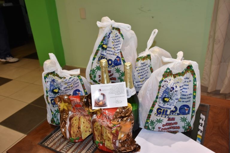 Preparan distribución de las bolsas navideñas que entrega el Gobierno provincial