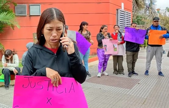 «Mi hijo no tiene nada que ver, la chica salió viva de mi casa», aseguró la madre del menor imputado