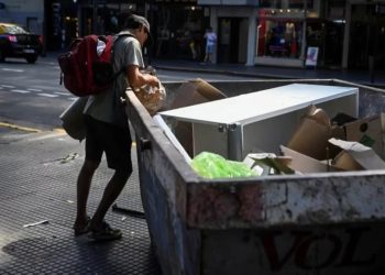 Noviembre: Una familia necesitó $1.257.329 para no ser pobre