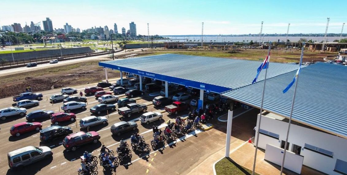 Migraciones refuerza la atención en aeropuertos, puertos y pasos fronterizos para la temporada de verano