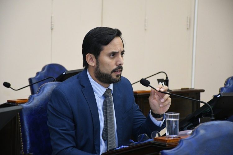 Vera advirtió sobre «la difícil situación de las provincias» y anticipó un «intenso trabajo legislativo» en Formosa